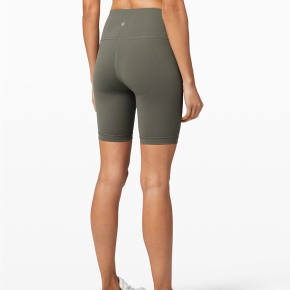 Wunder Train High Rise Short 8” - Picture 2 of 8